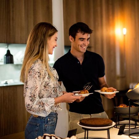 Yurbban Ramblas Boutique Hotel Barcelona Exteriör bild